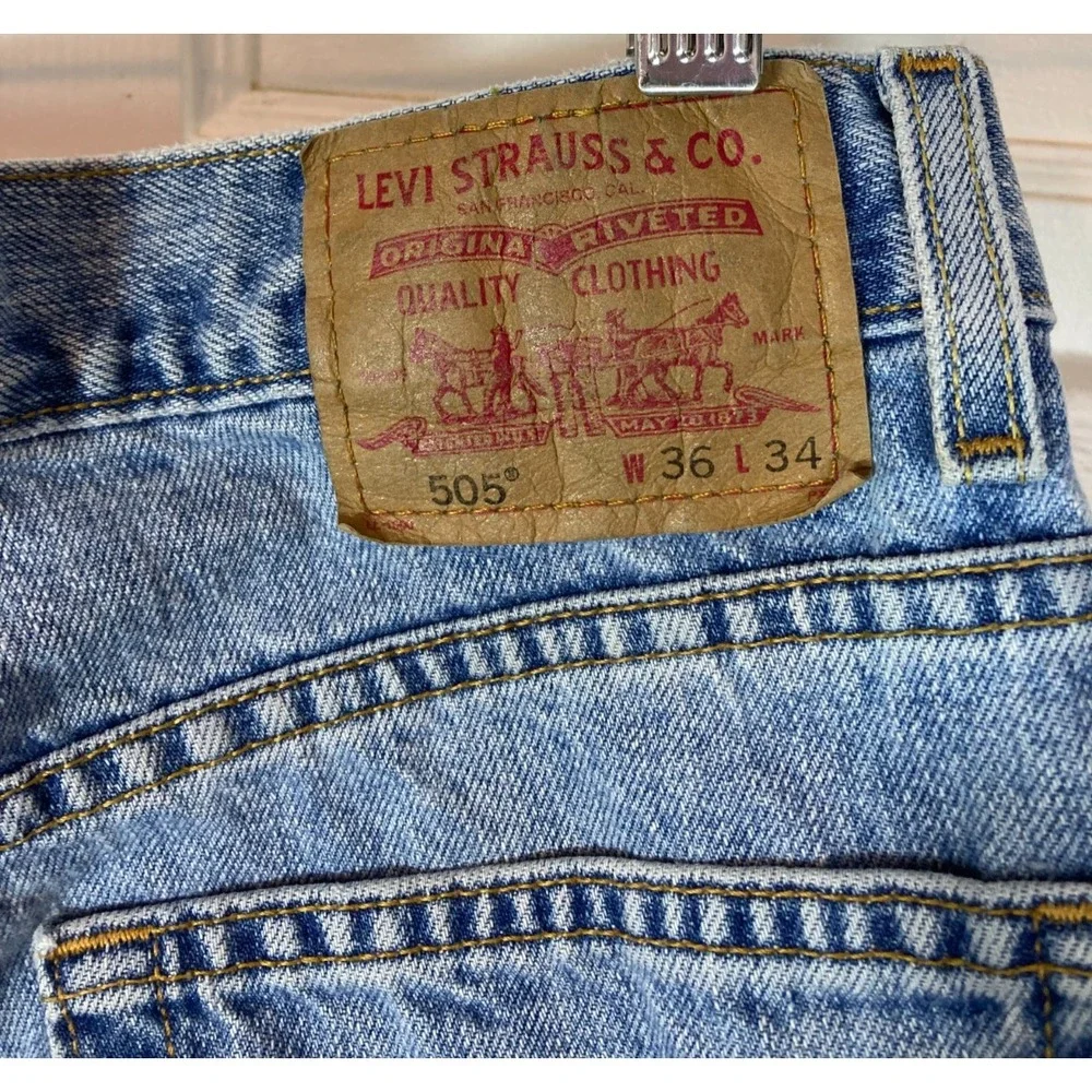 Levi 505 Jeans‎ Blue Denim Mens 36x34  Regular Straight Fit Medium Wash